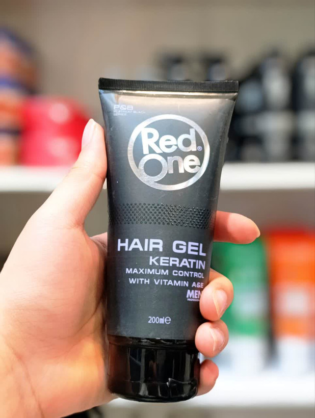 ژل مو مردانه RED ONE حاوی کراتین حجم 200 میلی لیتر